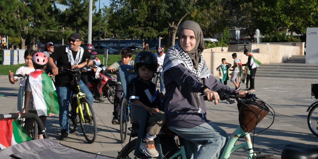 Kudüs Çalışma Grubu’ndan “Gazze İçin Durma, Boykot İçin Pedalla” etkinliği