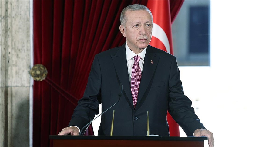 Erdoğan: Türkiye, bölgesinin istikrar ve huzur abidesi olarak öne çıkmaktadır