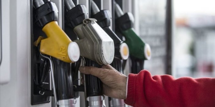 Tarih belli oldu! Araç sahiplerinin yüzü gülecek: Benzine indirim yolda