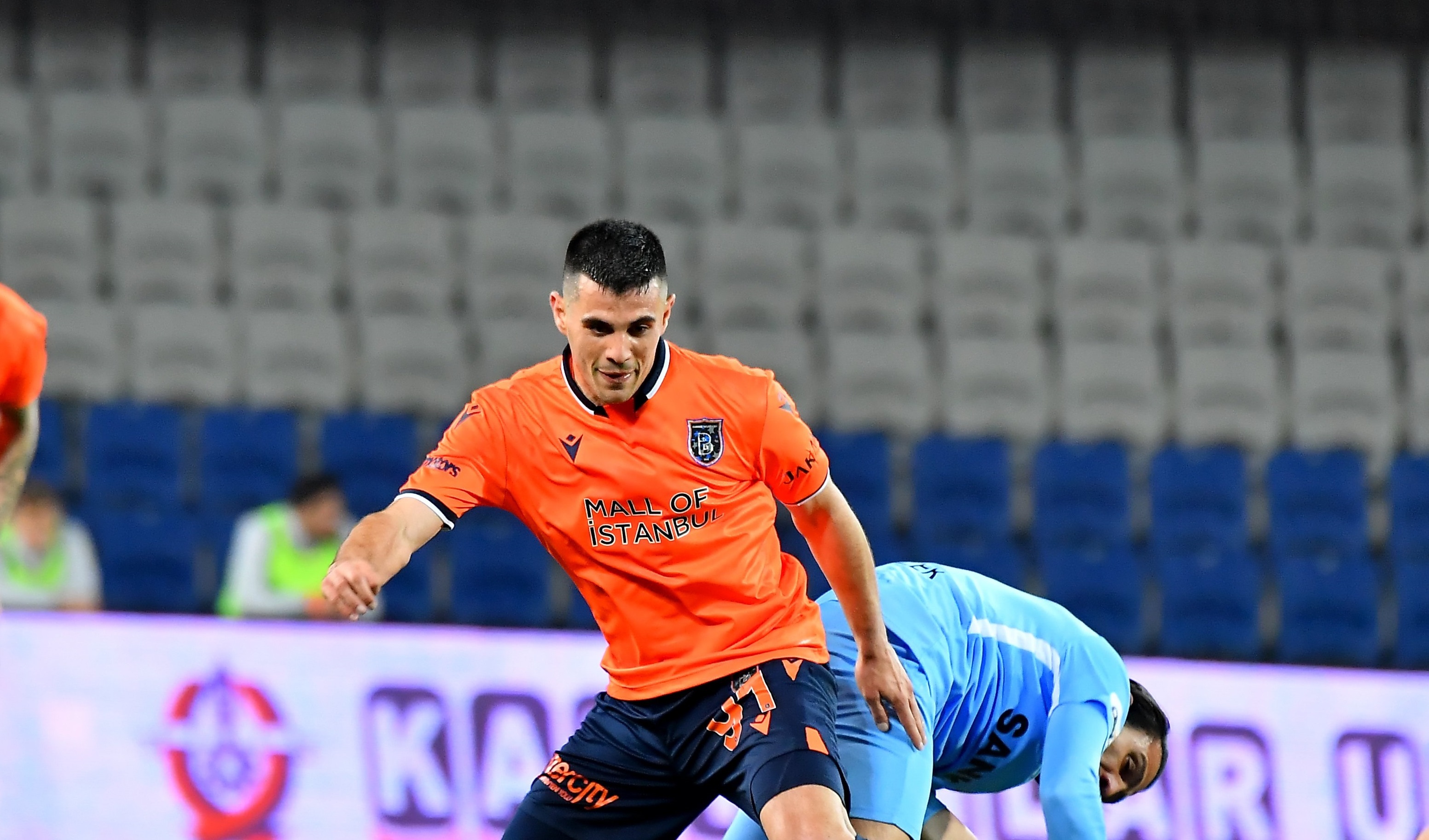 Konyaspor, 10 numarasına kavuşuyor! Aleksic bugün bu saate Konya'da olacak