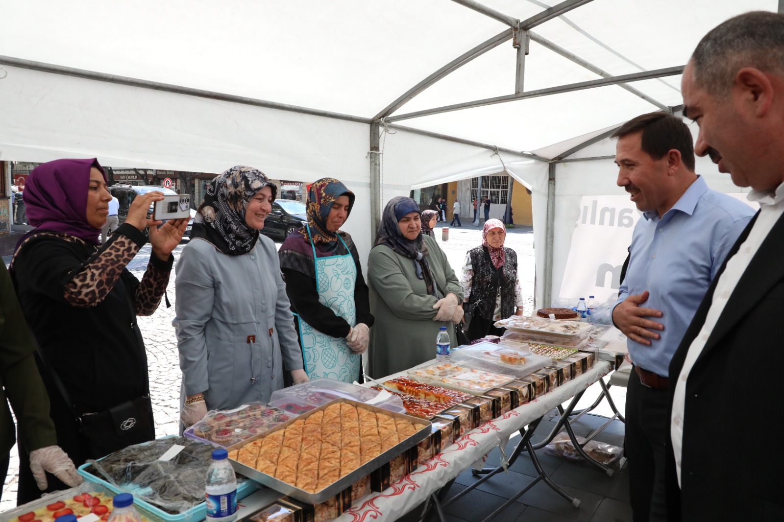 AK Parti Karatay’dan Gazze yararına kermes