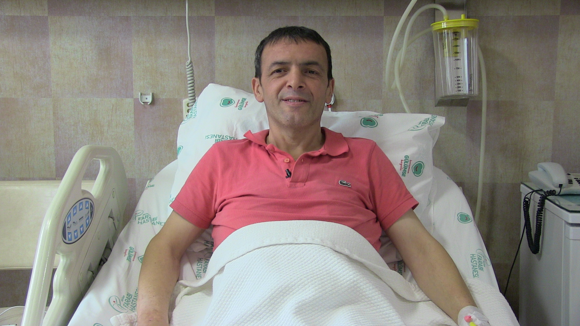 Diyabet sebebiyle ayağı kesilecek olan hastanın ayağı ameliyatla kurtarıldı