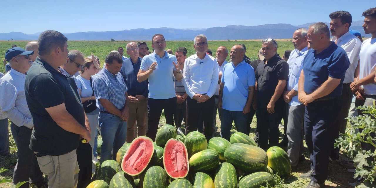 Bektaş ve Ustaoğlu, çiftçilerin sorunlarını dinledi