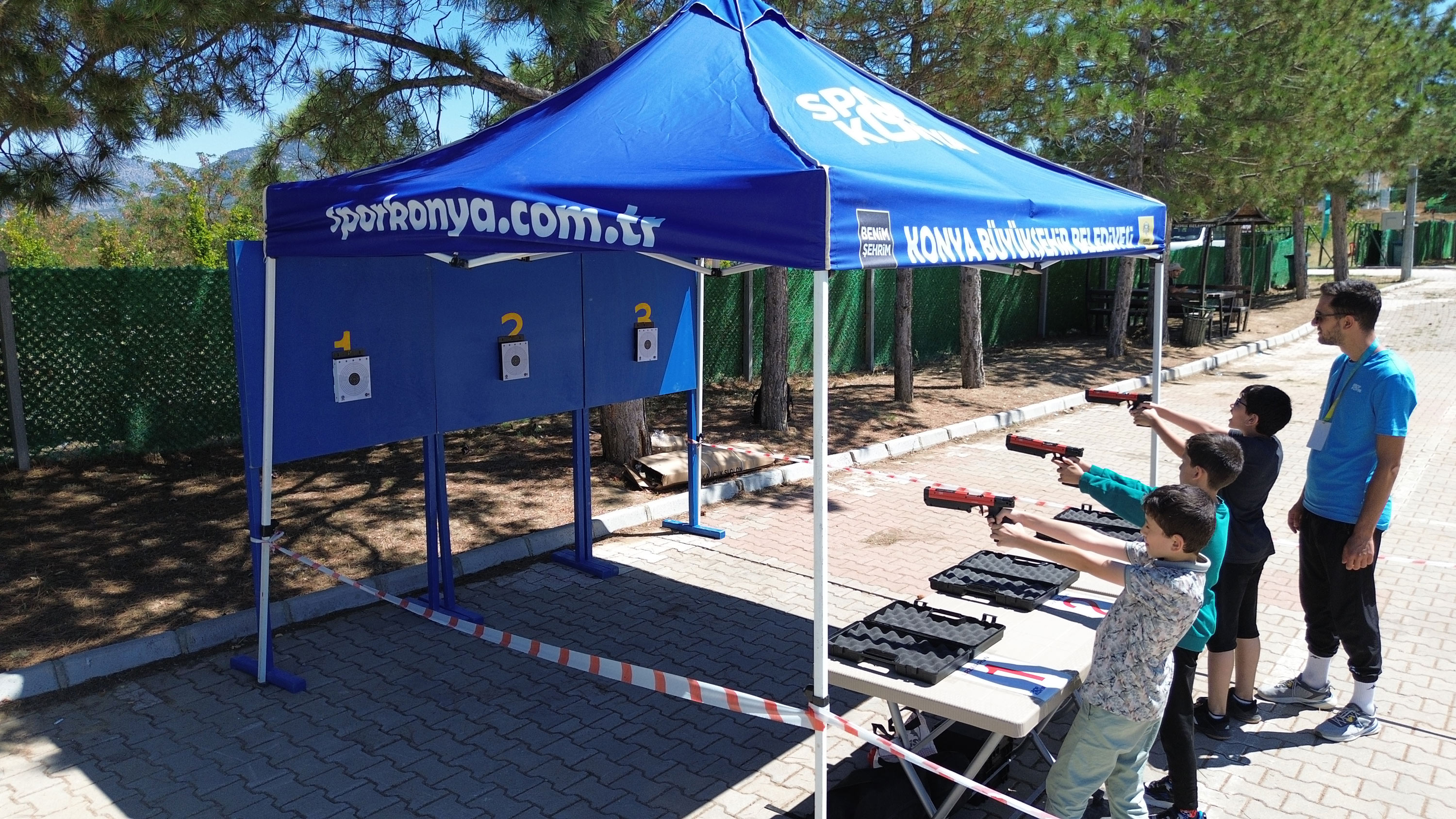 Gençler Yusuf Dikeç'ten ilham alıyor