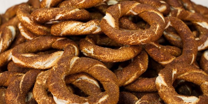 Konya'da da zam var mı? Bir büyükşehirde simide yüzde 20 zam geldi.