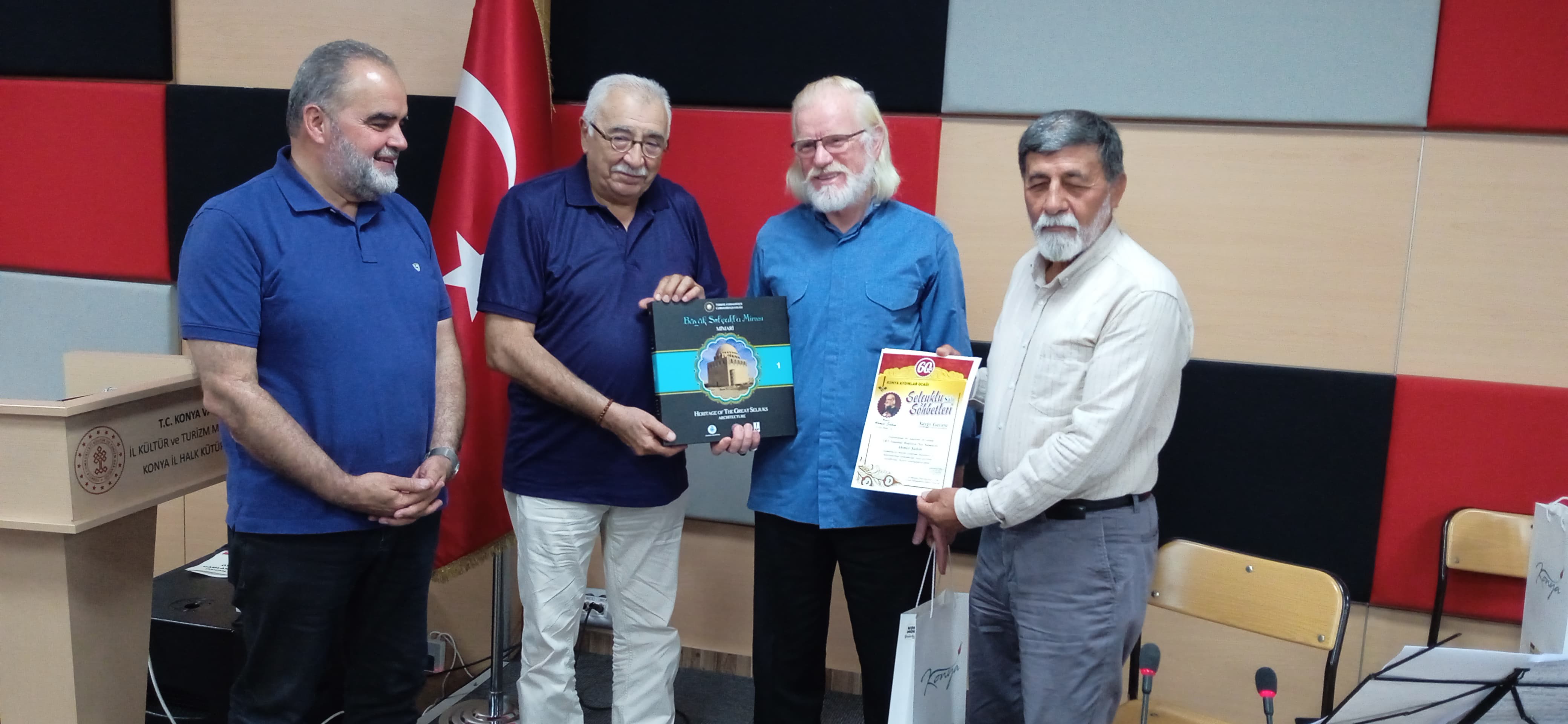 Konya'da Neyzen Ahmet Şahin’e saygı gecesi düzenlendi