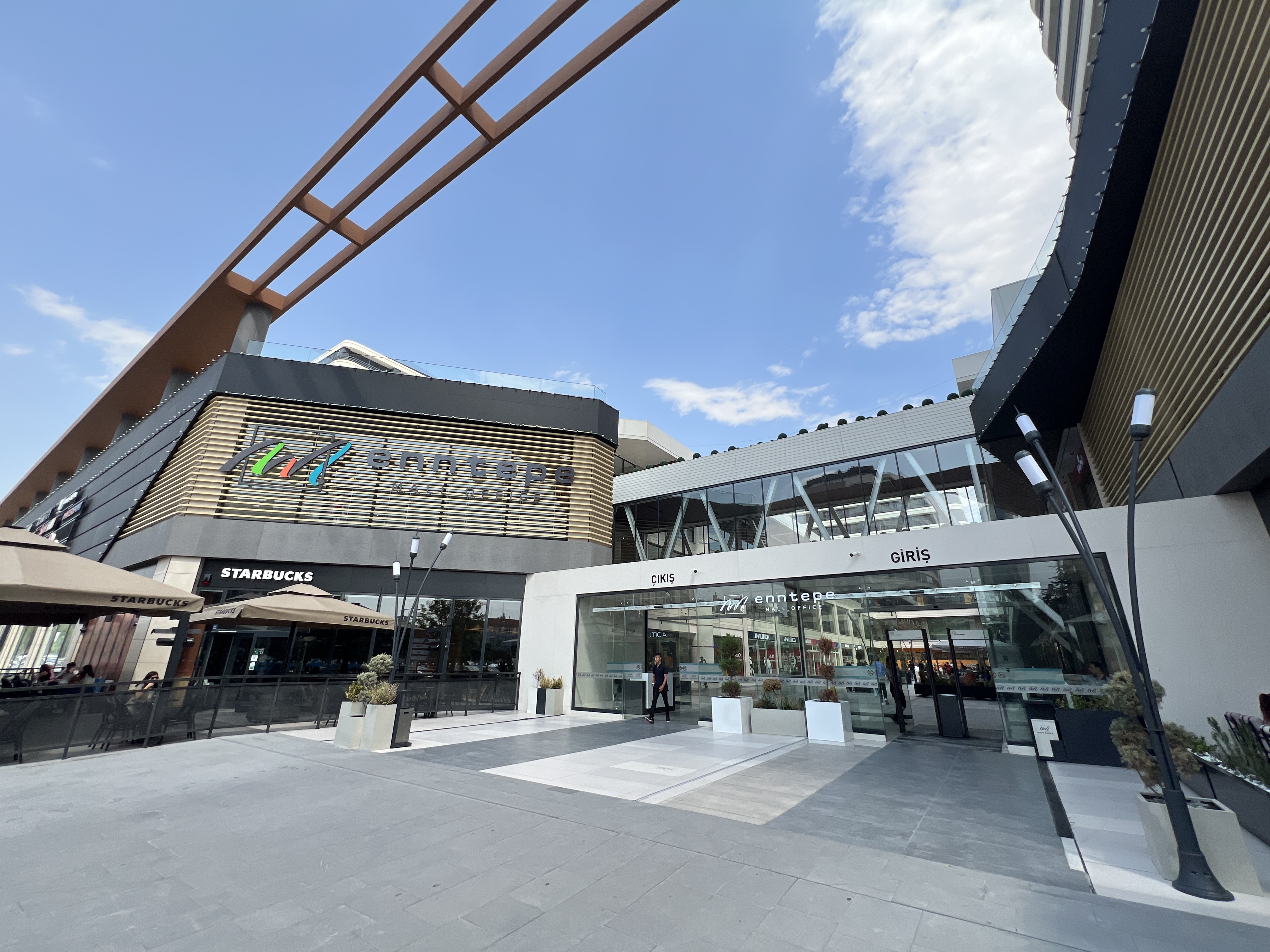 Enntepe AVM 1. yılını alışveriş festivaliyle kutluyor