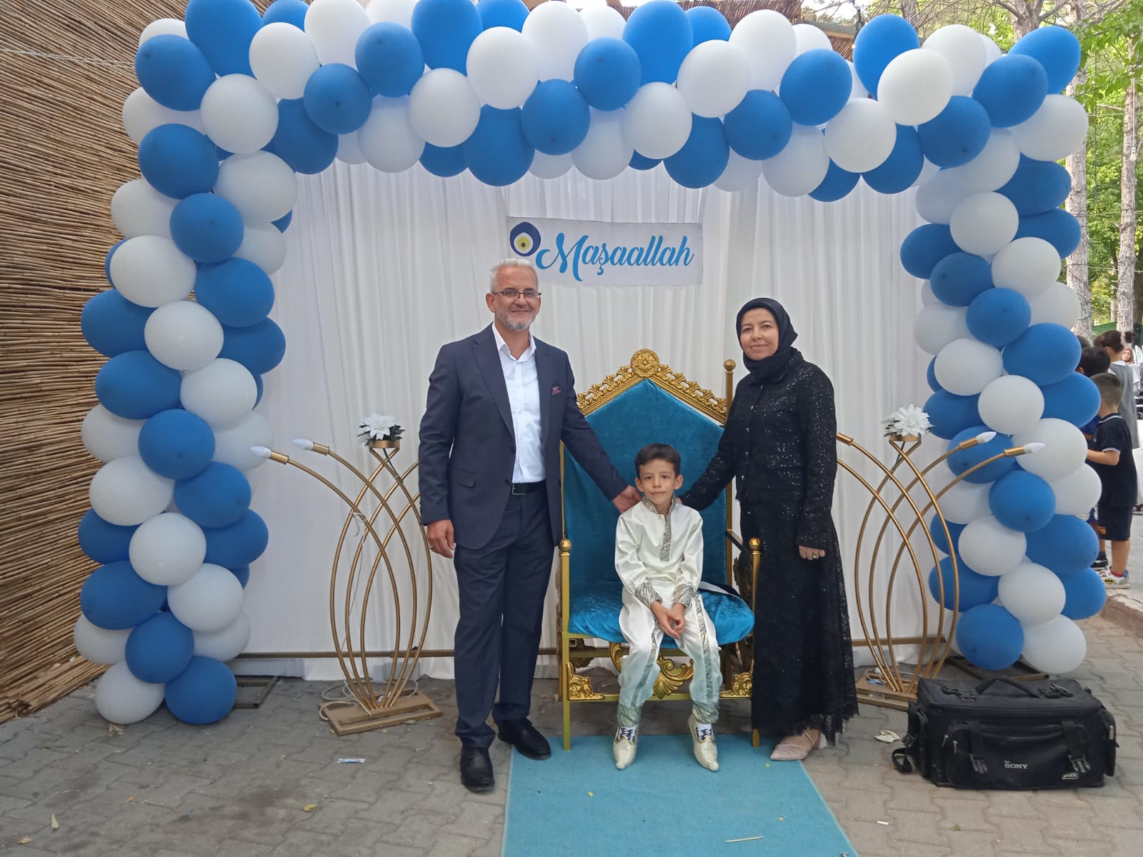 Hikmet Şimşek'in oğlu Abdullah sünnet oldu