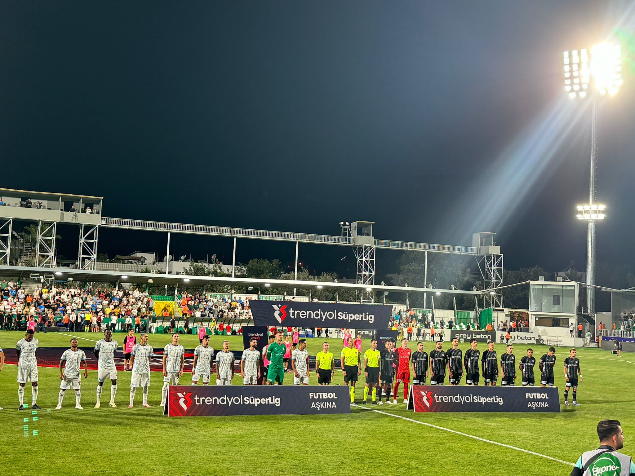 Konyaspor'da istikrar arayışı! Savunma adeta yıkılıyor