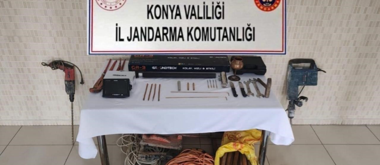 Konya'da kaçak kazı yapan 10 şüpheli yakalandı