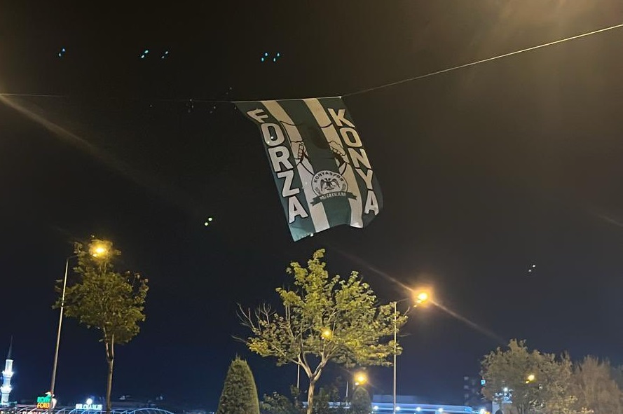 Konya, yeşil - beyaz renklere bürünecek! Şehir Konyaspor bayrakları ile donatılacak