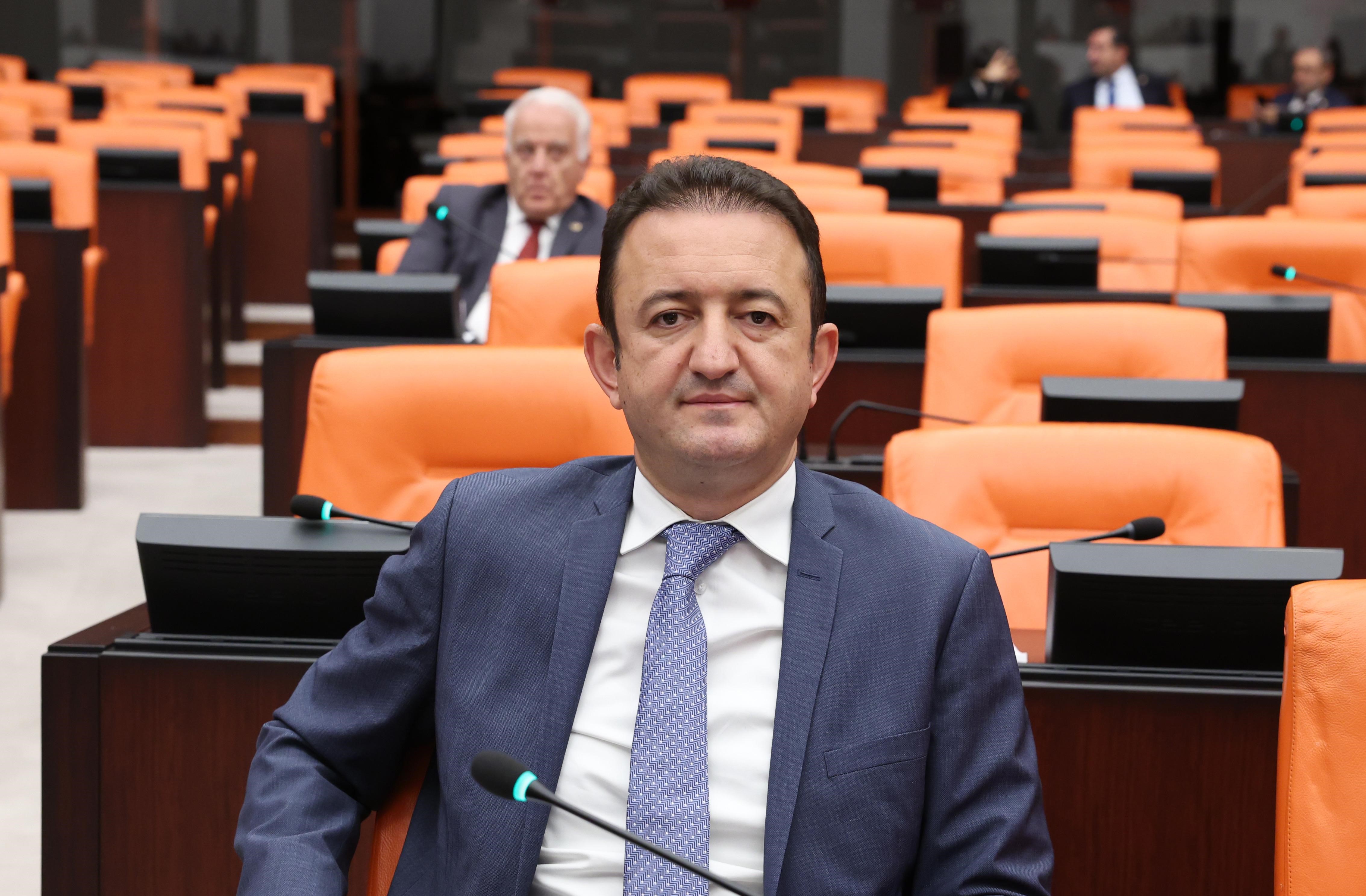 Bektaş: Yaz saati uygulaması halk sağlığını ve hayatı olumsuz etkiliyor