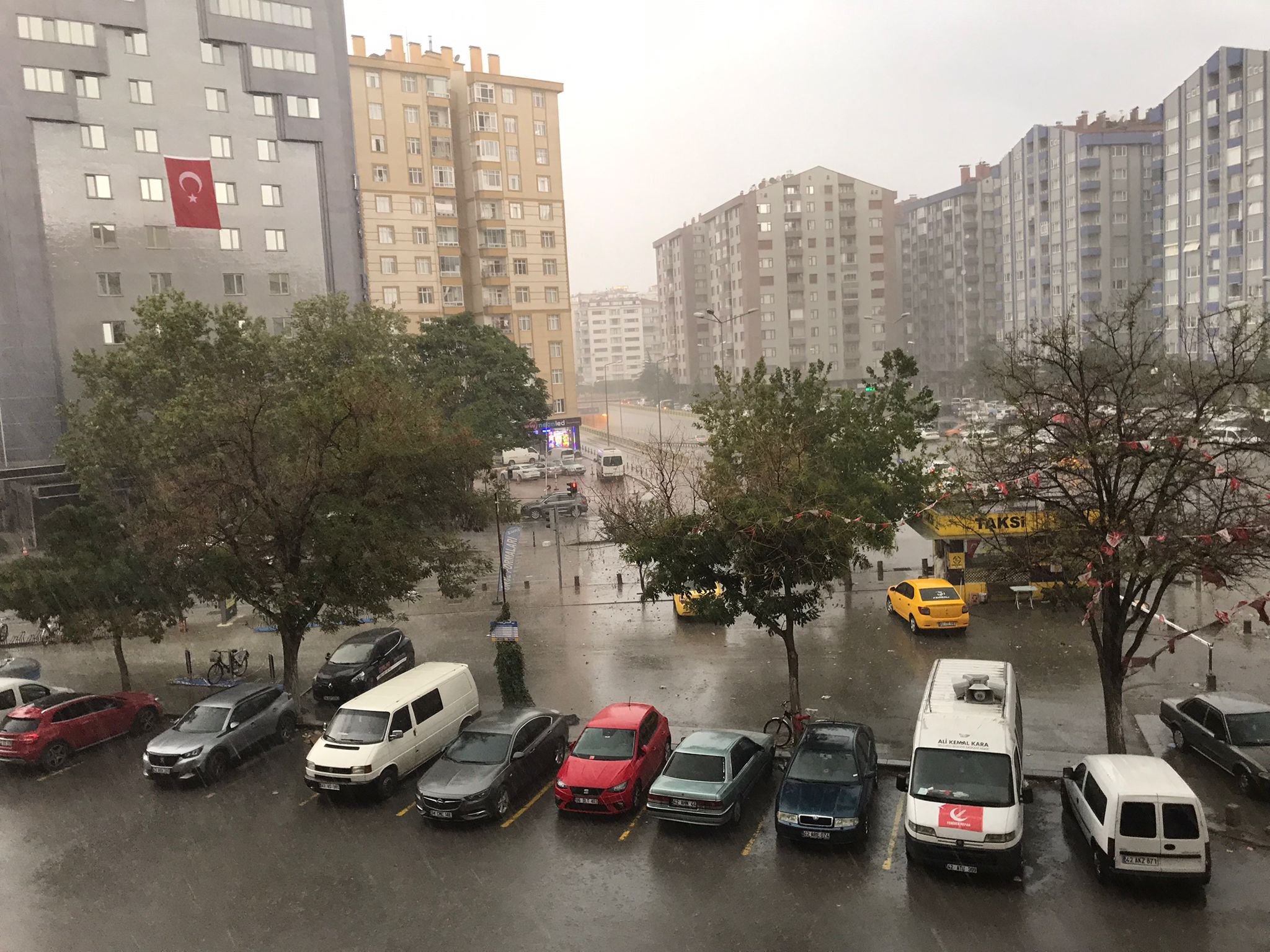 Konya'da şiddetli yağmur etkili oldu