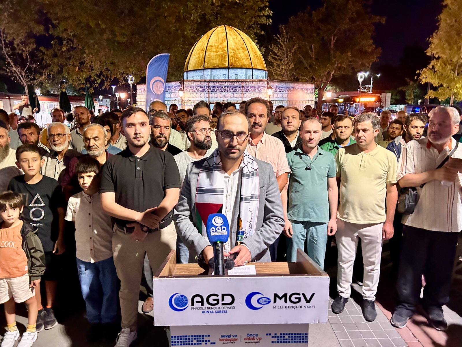 "Herkes gücünün yettiğinden ve kendinden sorumludur"