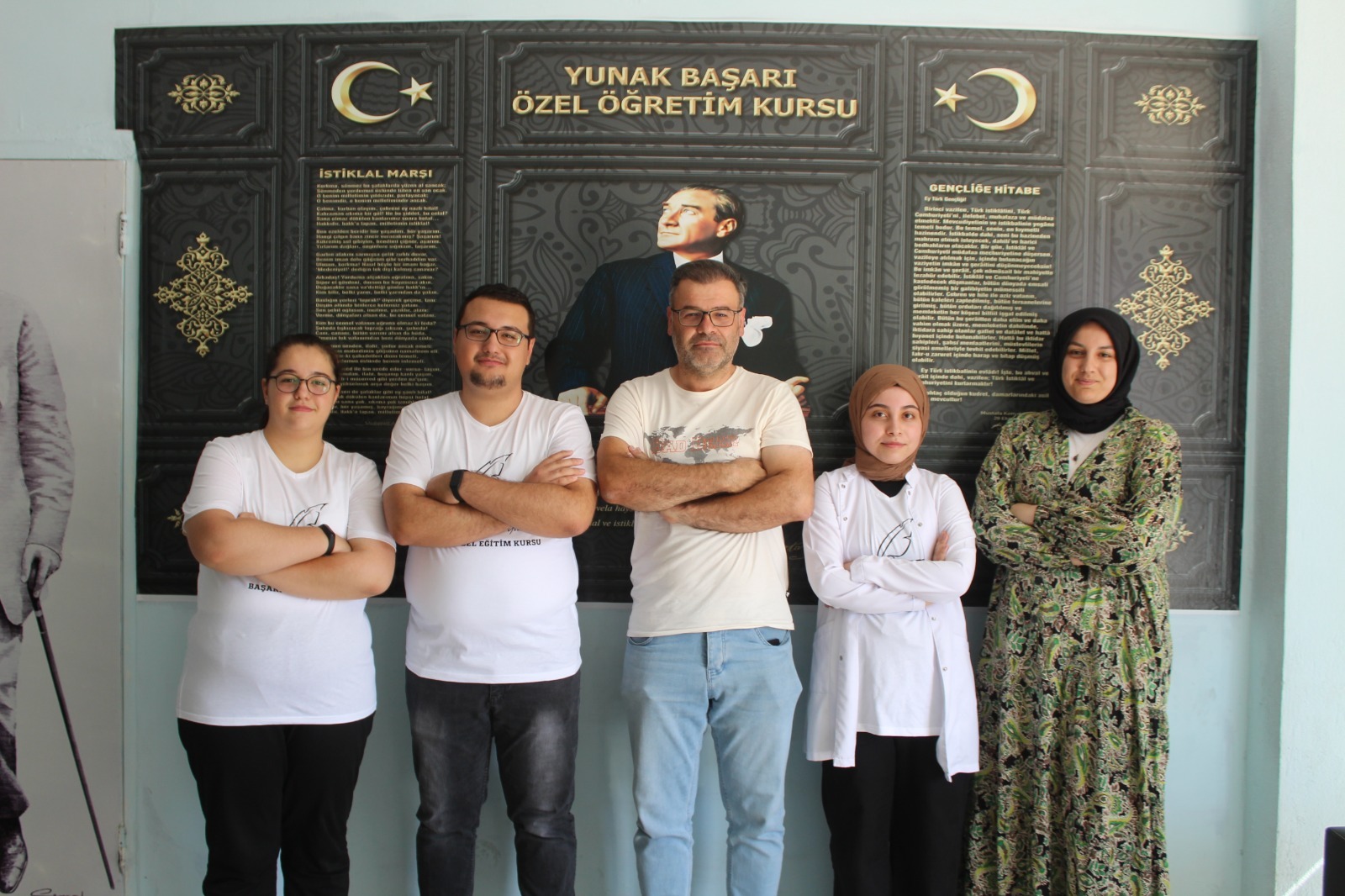 Yunaklı geleceğin doktor adayları ilçenin gurur tablosu oldular