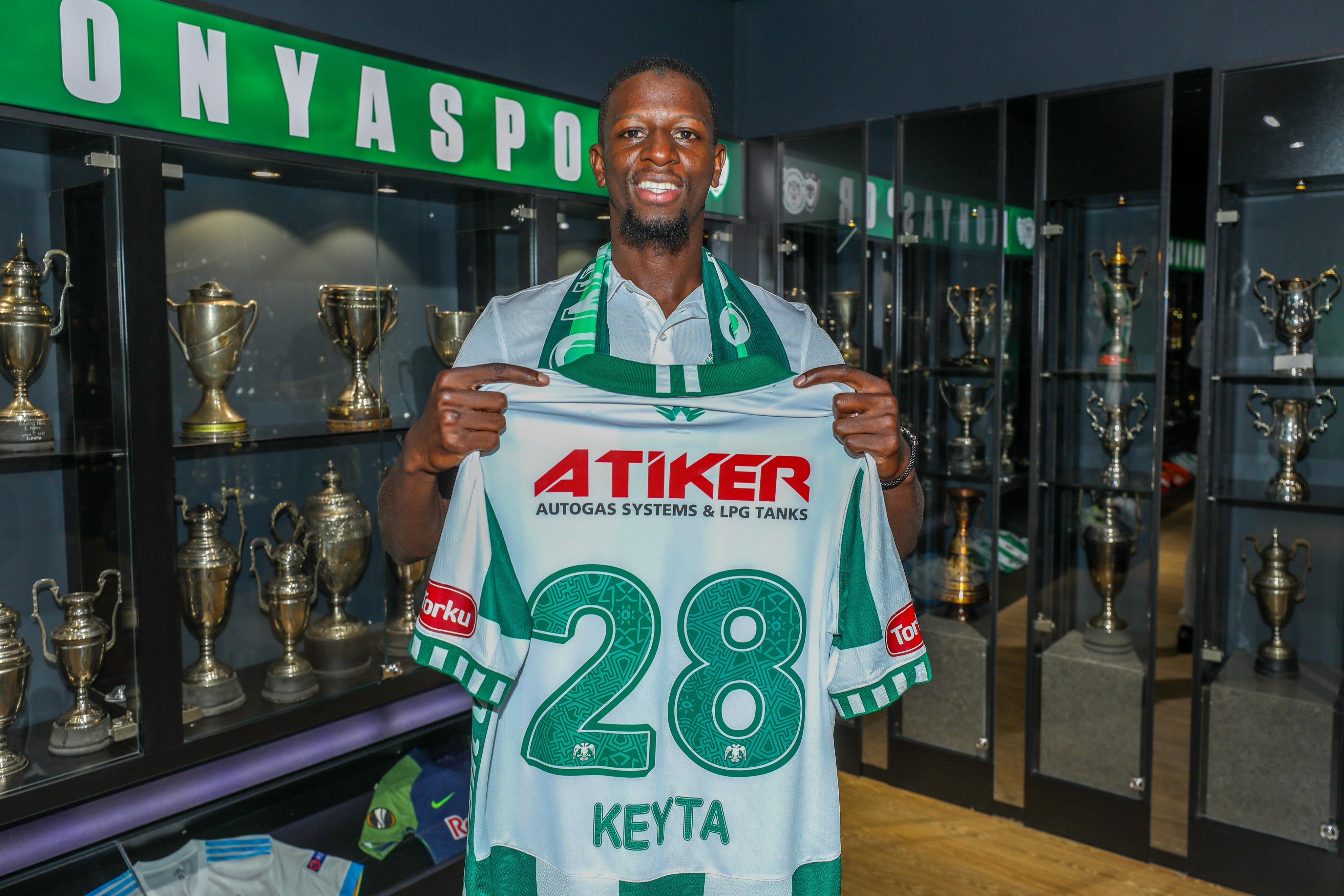 Konyaspor yeni transferini açıkladı!