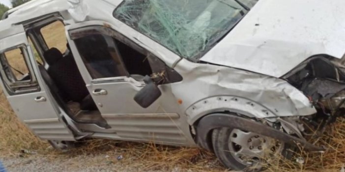 VİDEO ÇEKERKEN KAZA YAPTI! Konya'da çocuk sürücü korkuttu