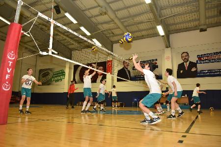 Karatay Belediyespor voleybolda yeni yıldızlarını arıyor