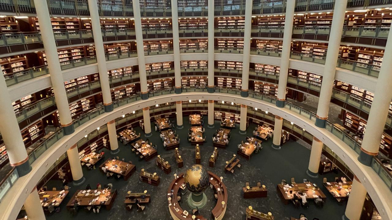 Millet Kütüphanesinde 1 milyon 300 bin kitap raylı sistemle erişime açıldı