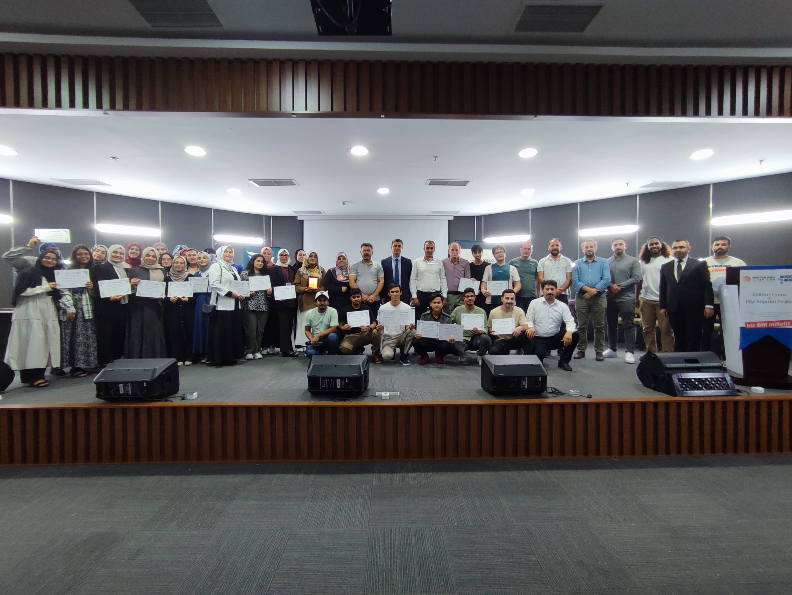 İki Doğu İki Batı’dan Kültürel Uyum Ve Bilgi Köprüsü Projesi