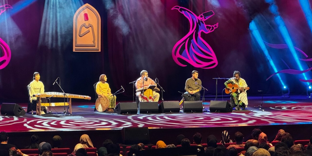 Konya Mistik Müzik Festivali, "Dünyadan Kadim Sesler" konseri ile devam etti