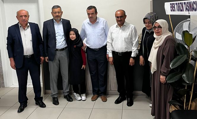 Yarmalılar Derneği,Hafız Sümeyye Doğru’yu ödüllendirdi