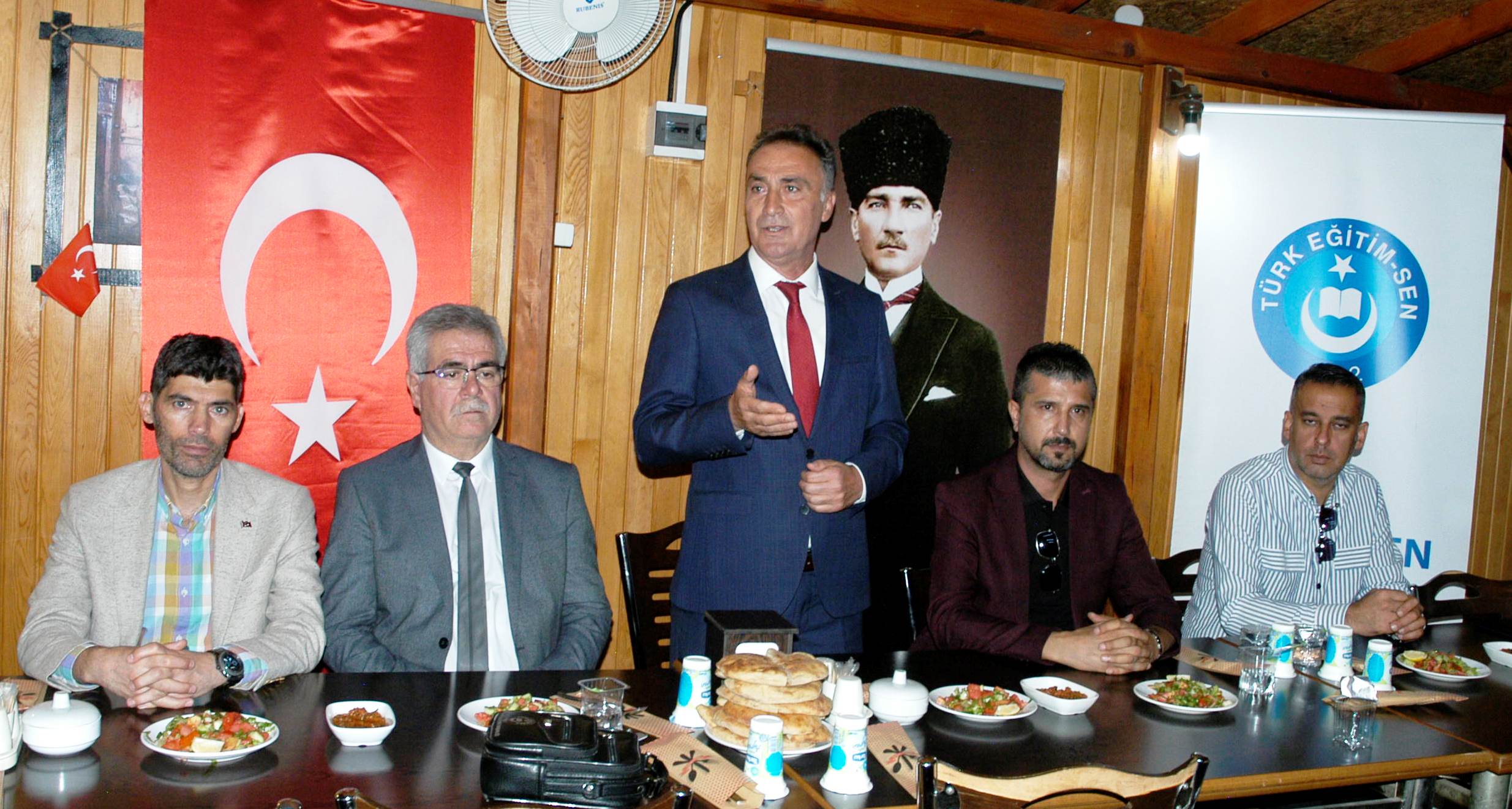 Türk Eğitim Sen Konya’da öğretmenlerin sorunları konuşuldu