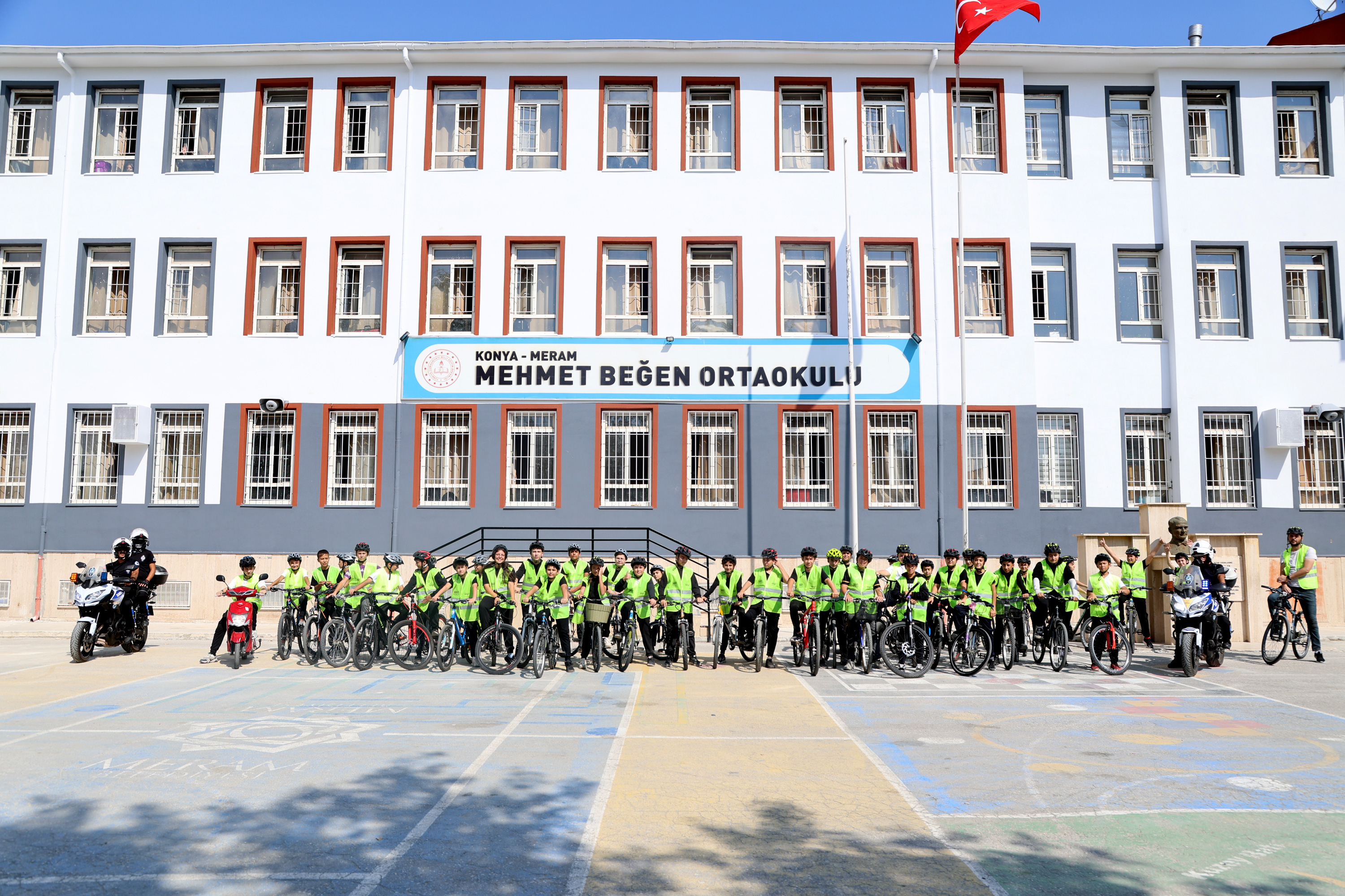 Altay: Konya’da çocuklar çevre dostu ve güvenli ulaşım modeliyle okullarına gidiyor