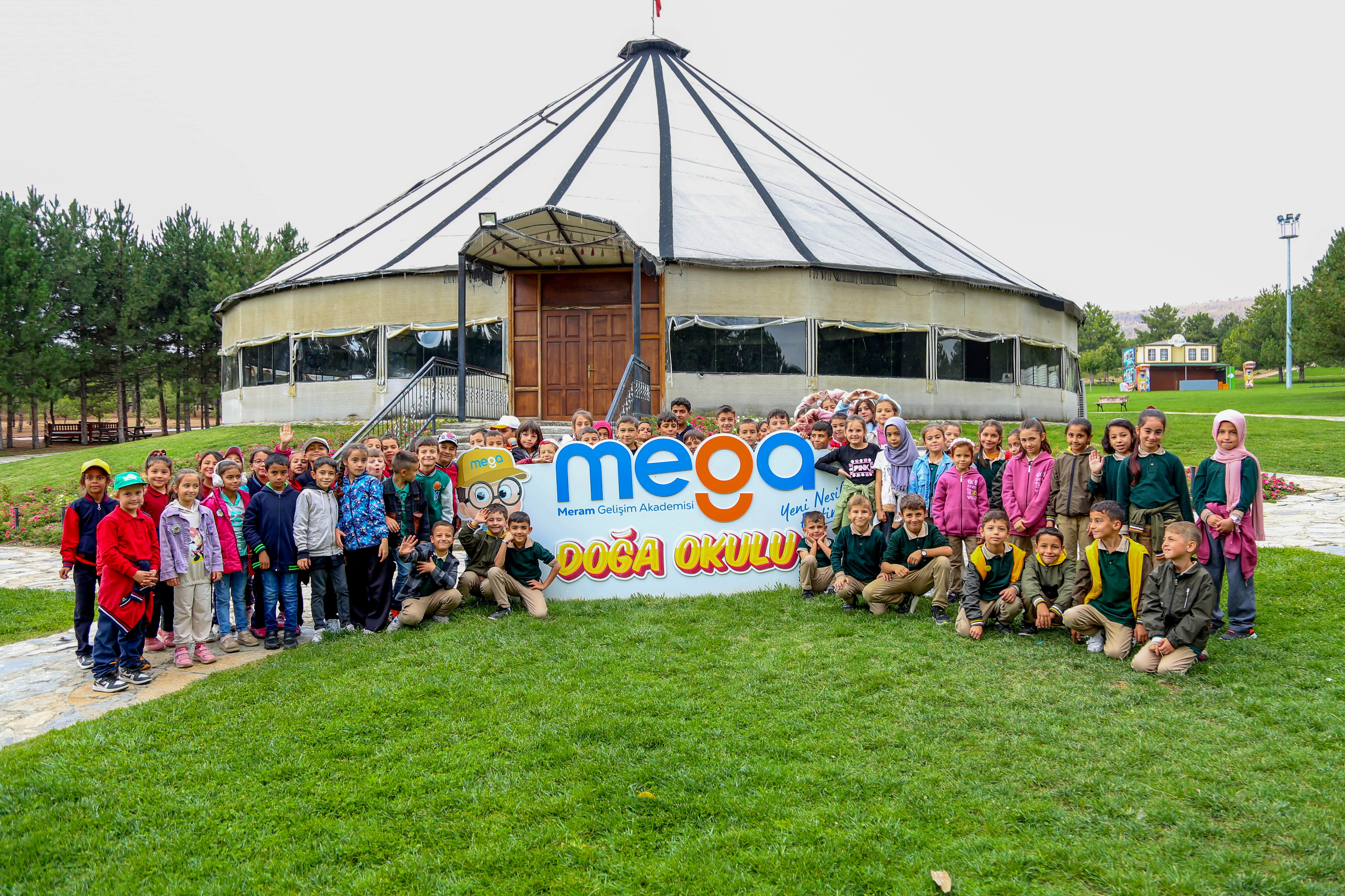 MEGA’da yeni eğitim dönemi başladı