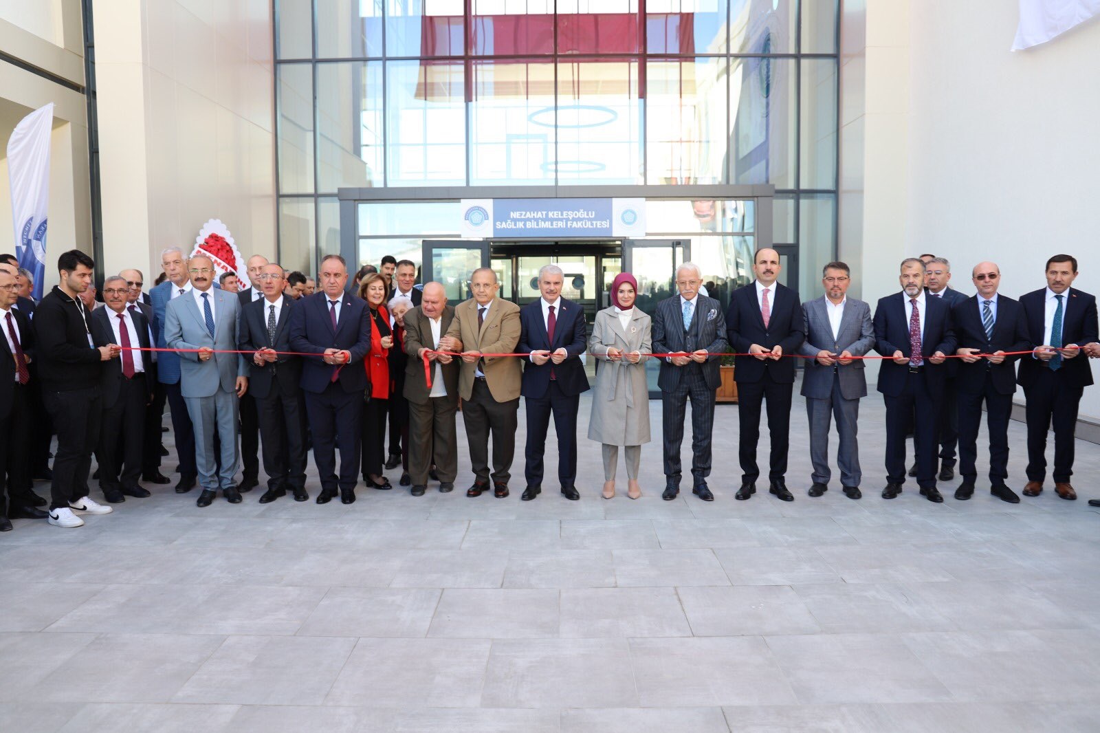 Bakan Mahinur Özdemir Göktaş, Türkiye'de ilk olacak bu merkezi açtı