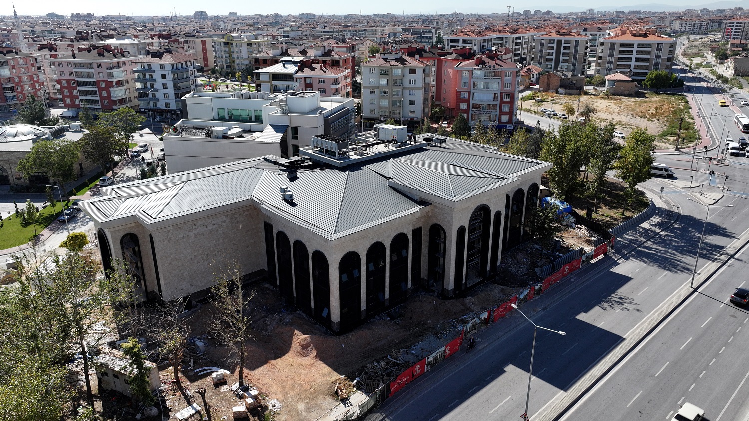 Hasan Kılca: Karatay’ımıza özel tesisler kazandırıyoruz