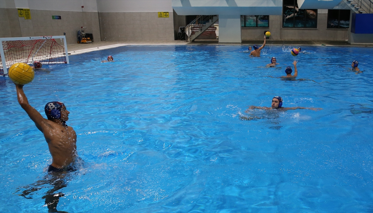 Selçuklu Belediyespor Su Topu Takımı başarıdan başarıya koşmayı hedefliyor