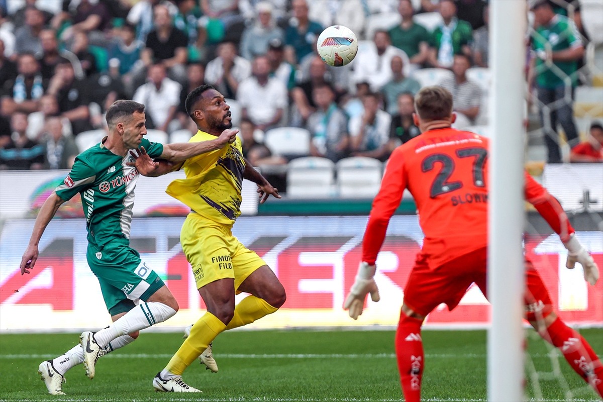 Konyaspor 0 - 0 Eyüpspor ( İlk yarı sonucu)