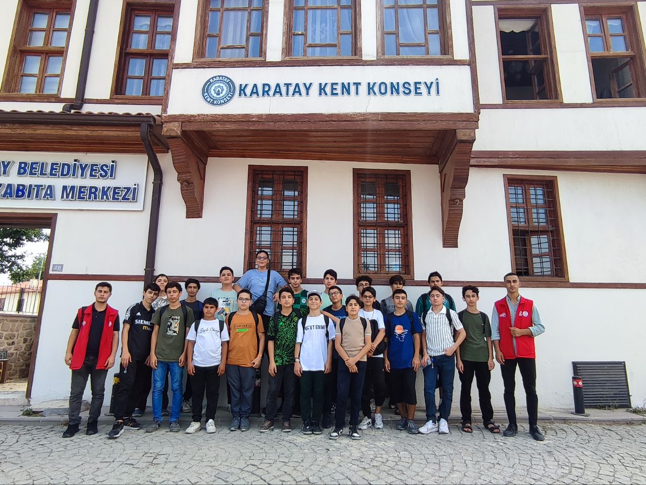 Karatay Gençlik Meclisi ortaöğretim çalışma grubu, öğrencilerin gelişimine katkı sağlıyor