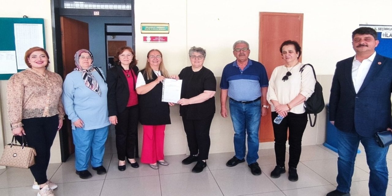 Başkan Bulgan mazbatasını aldı