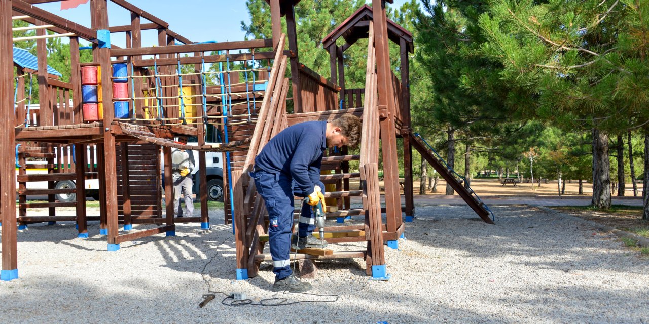 Meram’da park ve bahçelerde bakım zamanı