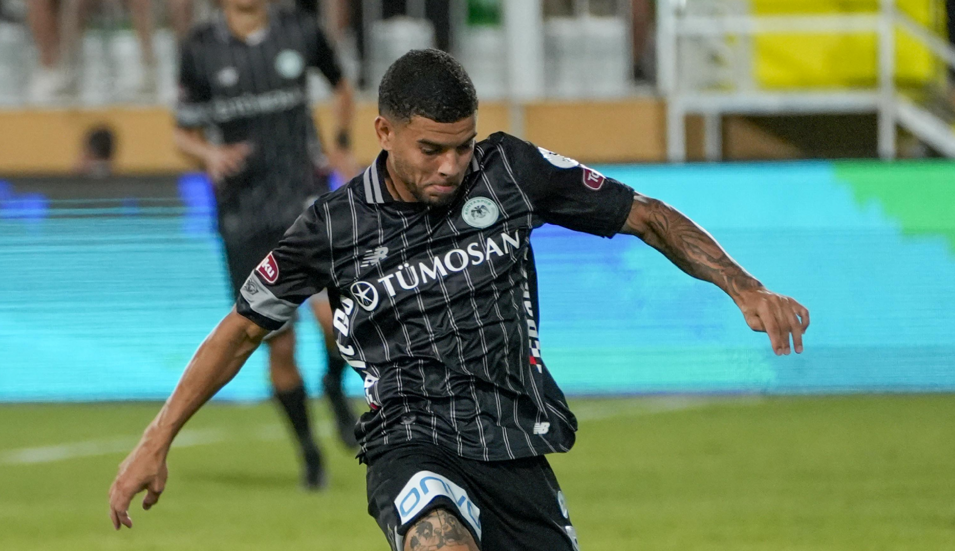 Konyasporlu Pedrinho, frikik gollerini değerlendirdi! Pedrinho: Golden çok takımın puan alması önemli