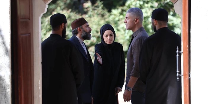 KIZIL GONCALAR SON BÖLÜM (YENİ BÖLÜM) İZLE Kızıl Goncalar dizisinin 22. bölümünü tek parça ful İZLE