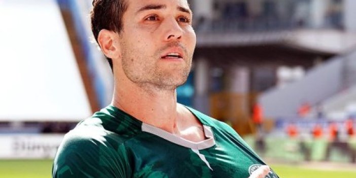 Konyasporlu Guilherme ve Umut Nayir'dan gençlere ziyaret