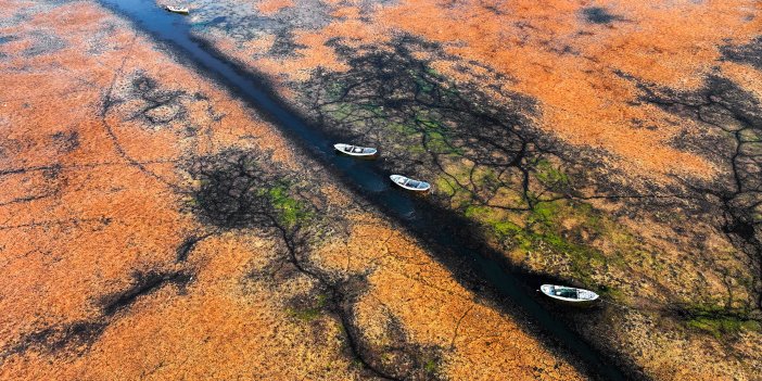 Kuruyoruz! Konya'daki bu gölden gelen görüntüler de korkunç tabloyu ortaya çıkardı