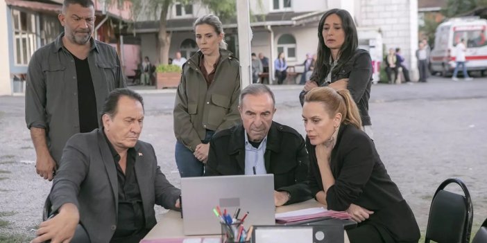 Kanal D ile Arka Sokaklar son bölüm izle ekranı full HD, tek parça, kesintisiz...  Arka Sokaklar 686. bölümü İZLE