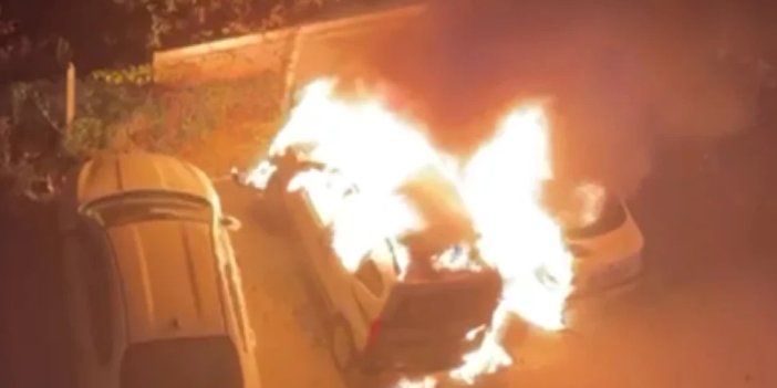 Konya'da polis memurunun otomobili alev alev yandı! Kundaklama mı?