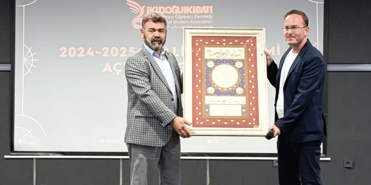 İki Doğu İki Batı’da nöbet değişimi