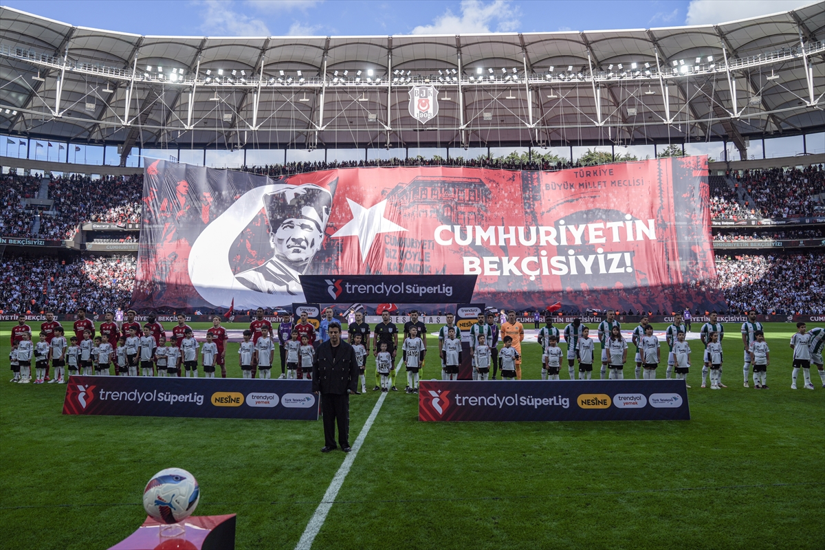 Beşiktaş 2 - 0 Konyaspor (İlk yarı sonucu)