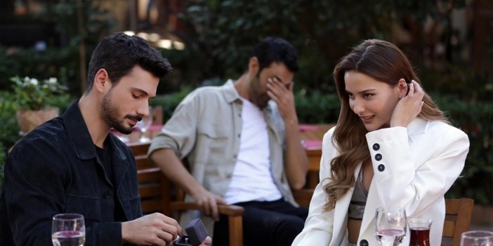 Hudutsuz Sevda dizisinin 38. bölümünü tek parça ful İZLE HUDUTSUZ SEVDA 38. BÖLÜM FULL İZLE LİNKİ