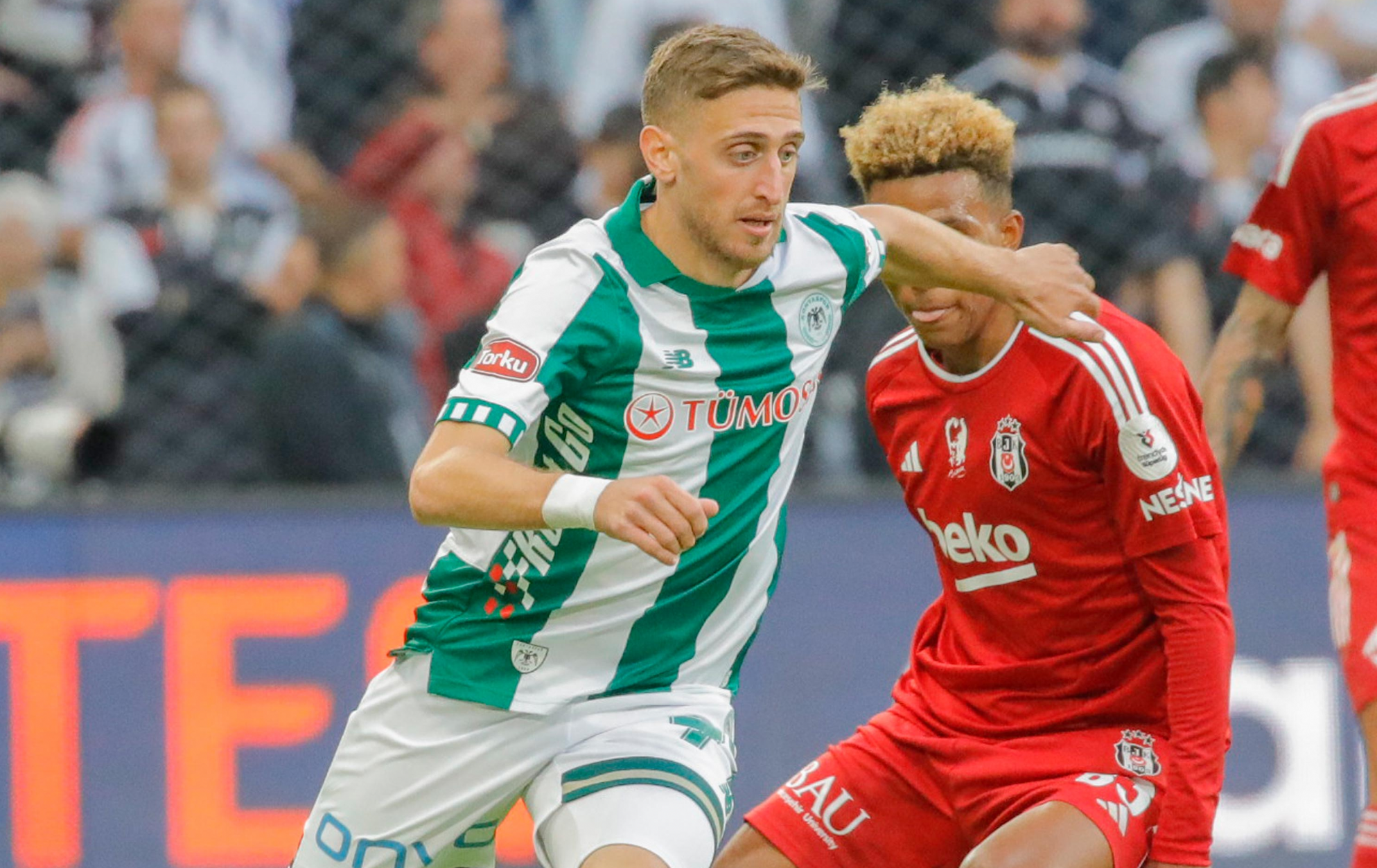 Konyaspor'da her mağlubiyet yeni bir sorunu beraberinde getiriyor! Sorunlara çözüm aranıyor