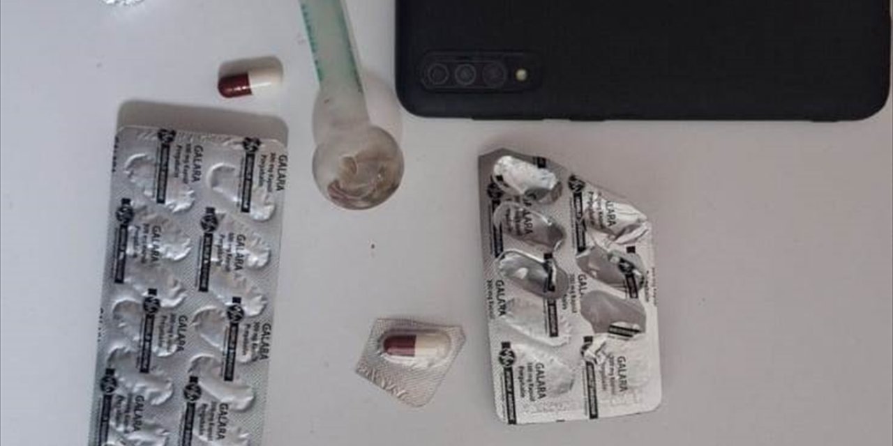 Konya'da mezarlıkta uyuşturucu satan zanlı tutuklandı