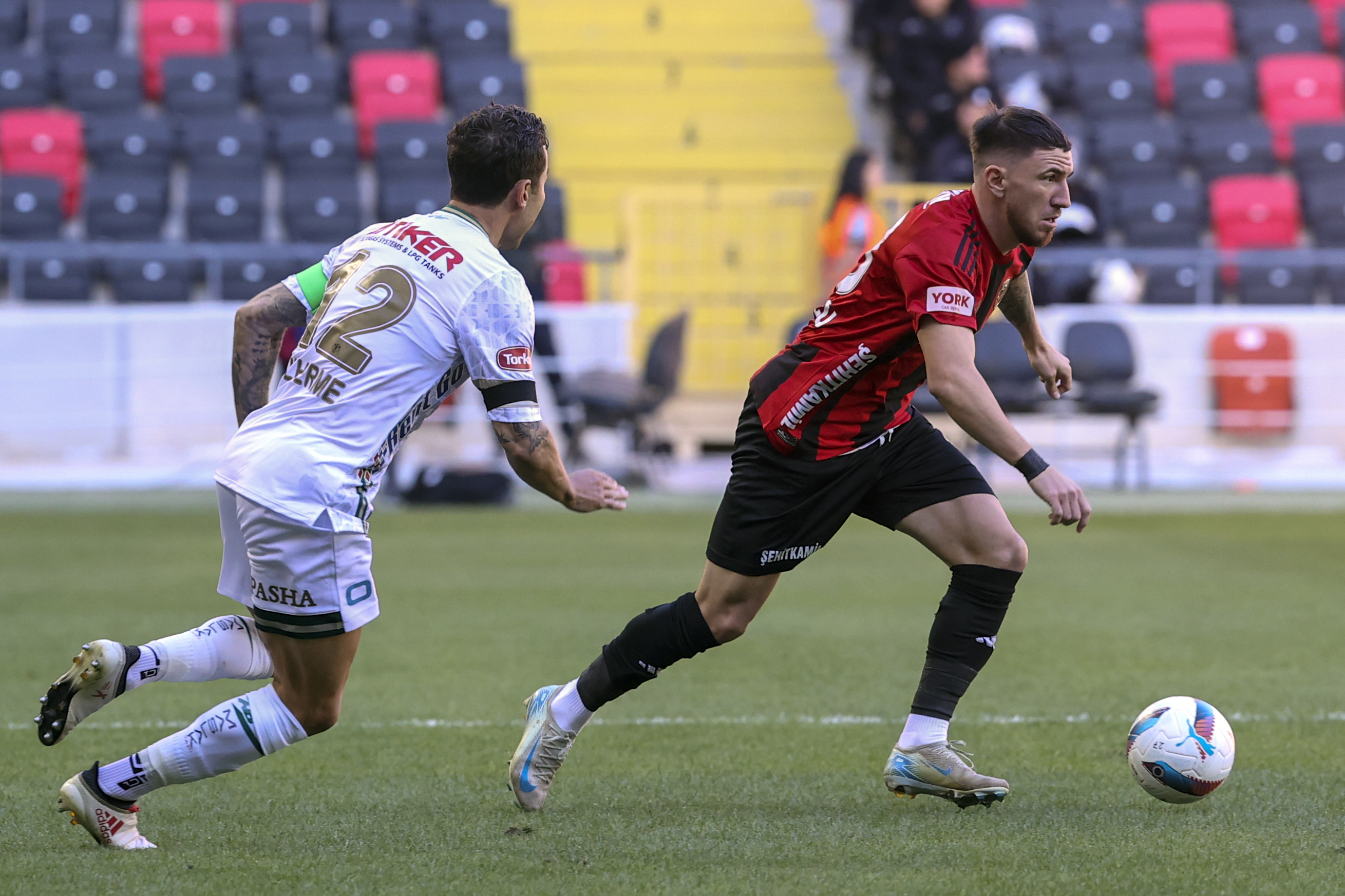 Konyaspor, Elazığ FK'ya karşı üst tura odaklandı!