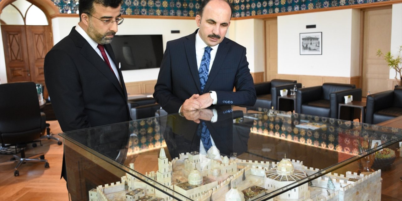 Polis memuru İsmail Üzüm son yolculuğuna uğurlandı