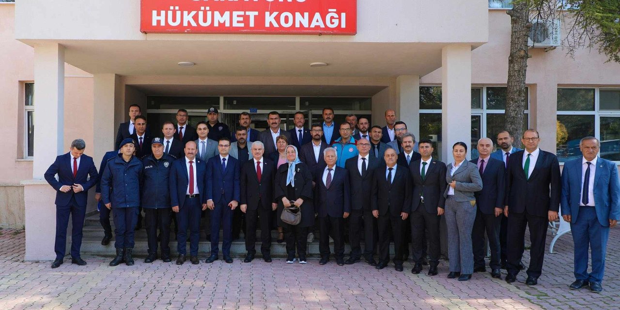 Vali İbrahim Akın, Sarayönü'nü ziyaret etti